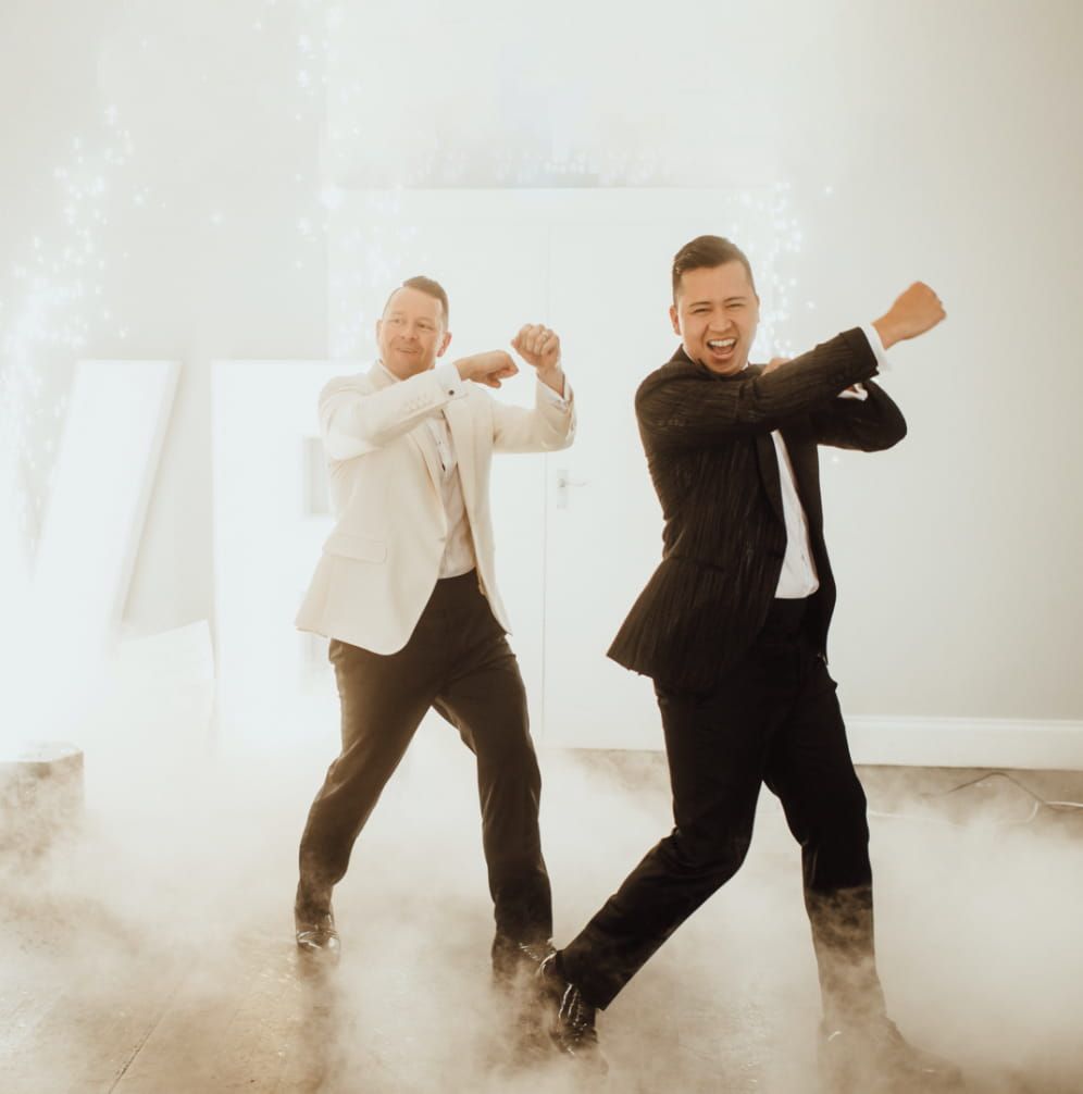 Red soda Band - contact-2.png